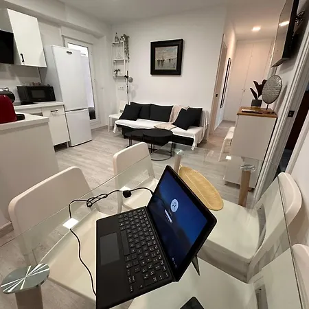 Marmoles Con 5 Puntos Apartment Malaga